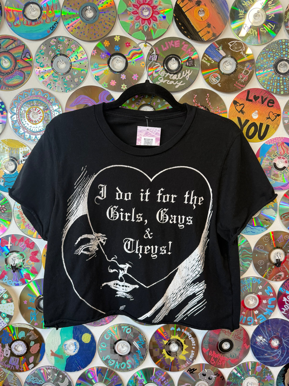 #266 - I Do It For the Girls, Gays and Theys Crop T-shirt - M