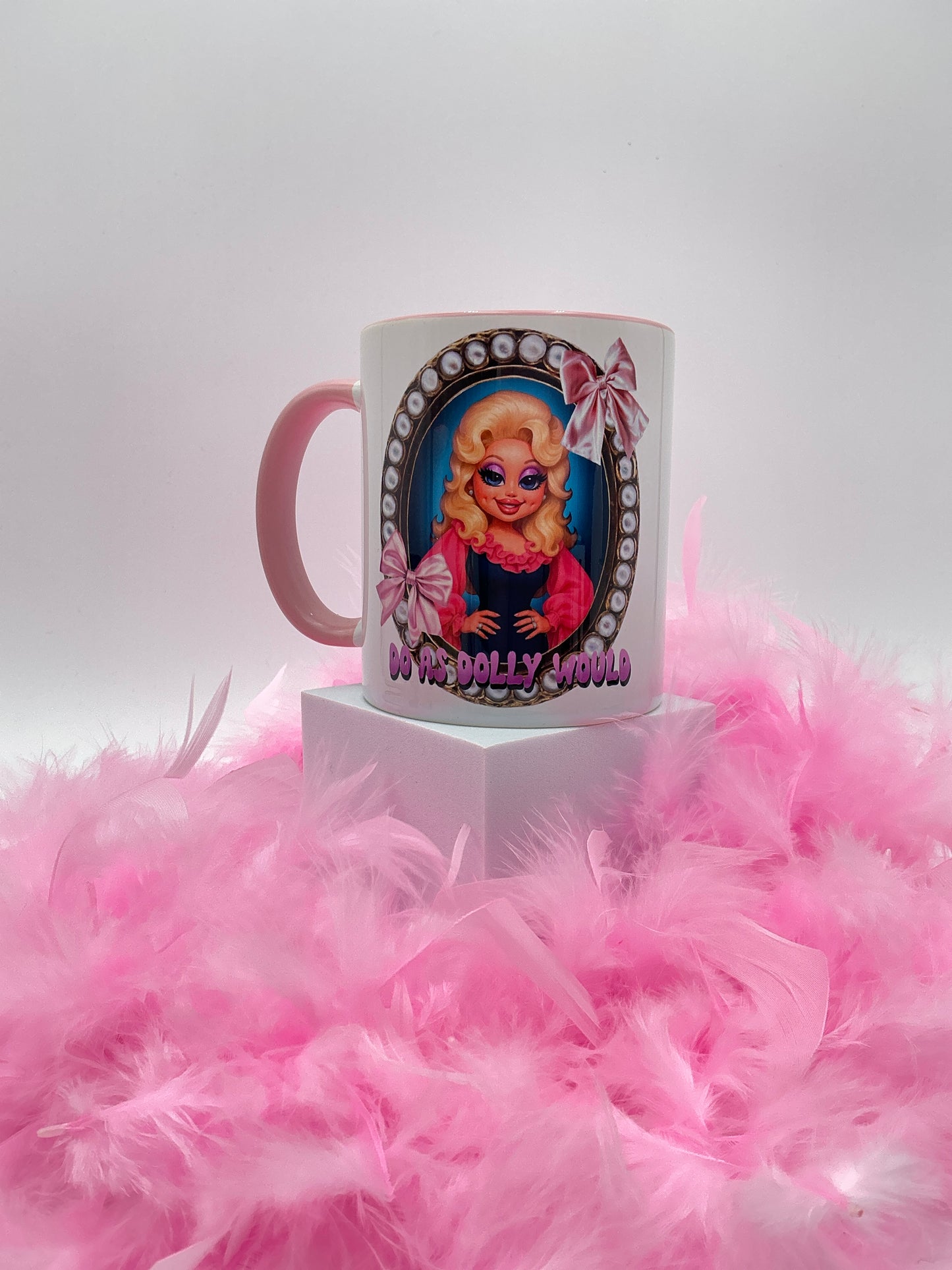 #252 - Dolly Mug