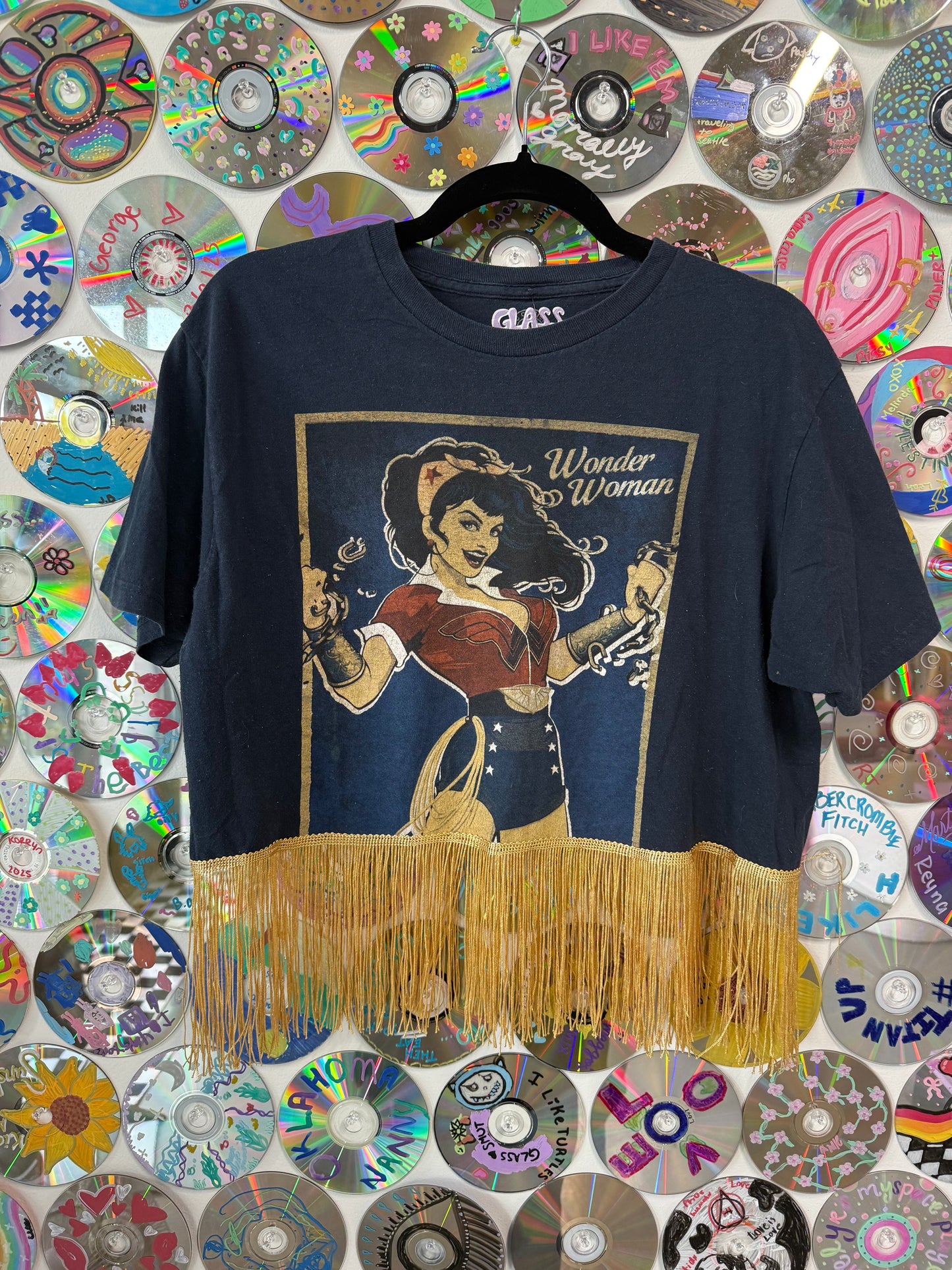 #876 - Wonder Woman Crop Fringe T-shirt - L