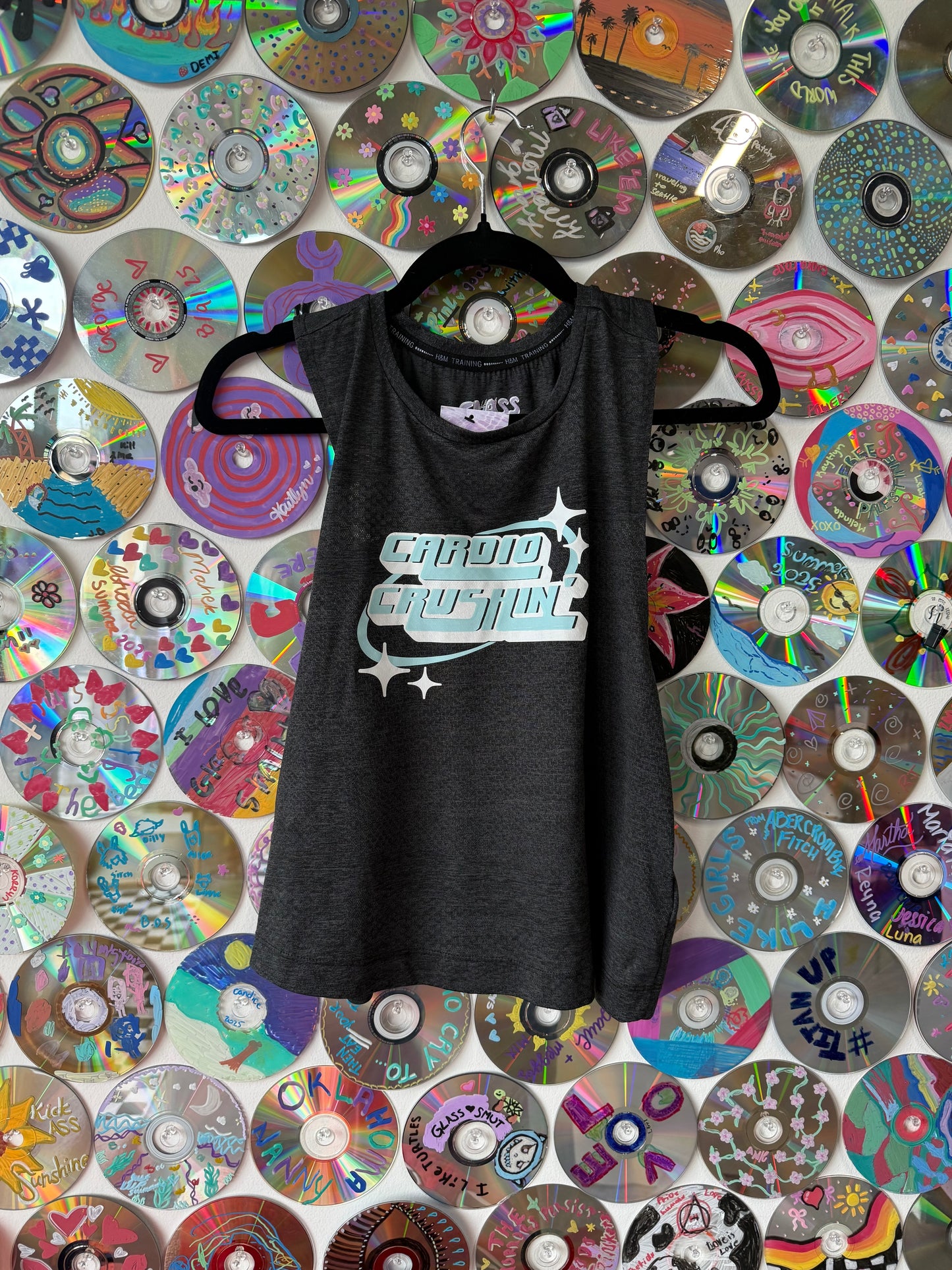 #990 - Cario Crushin' Crop Tank - M