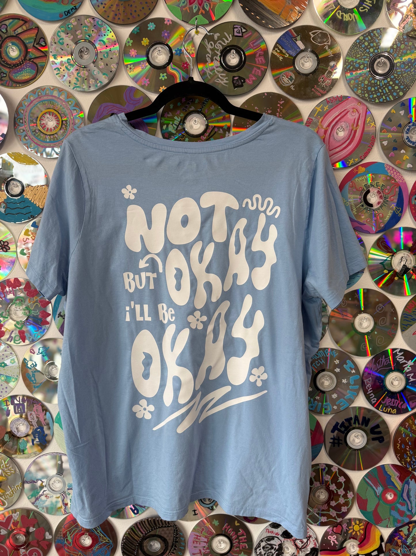 #69 - It's okay t-shirt - 1XL