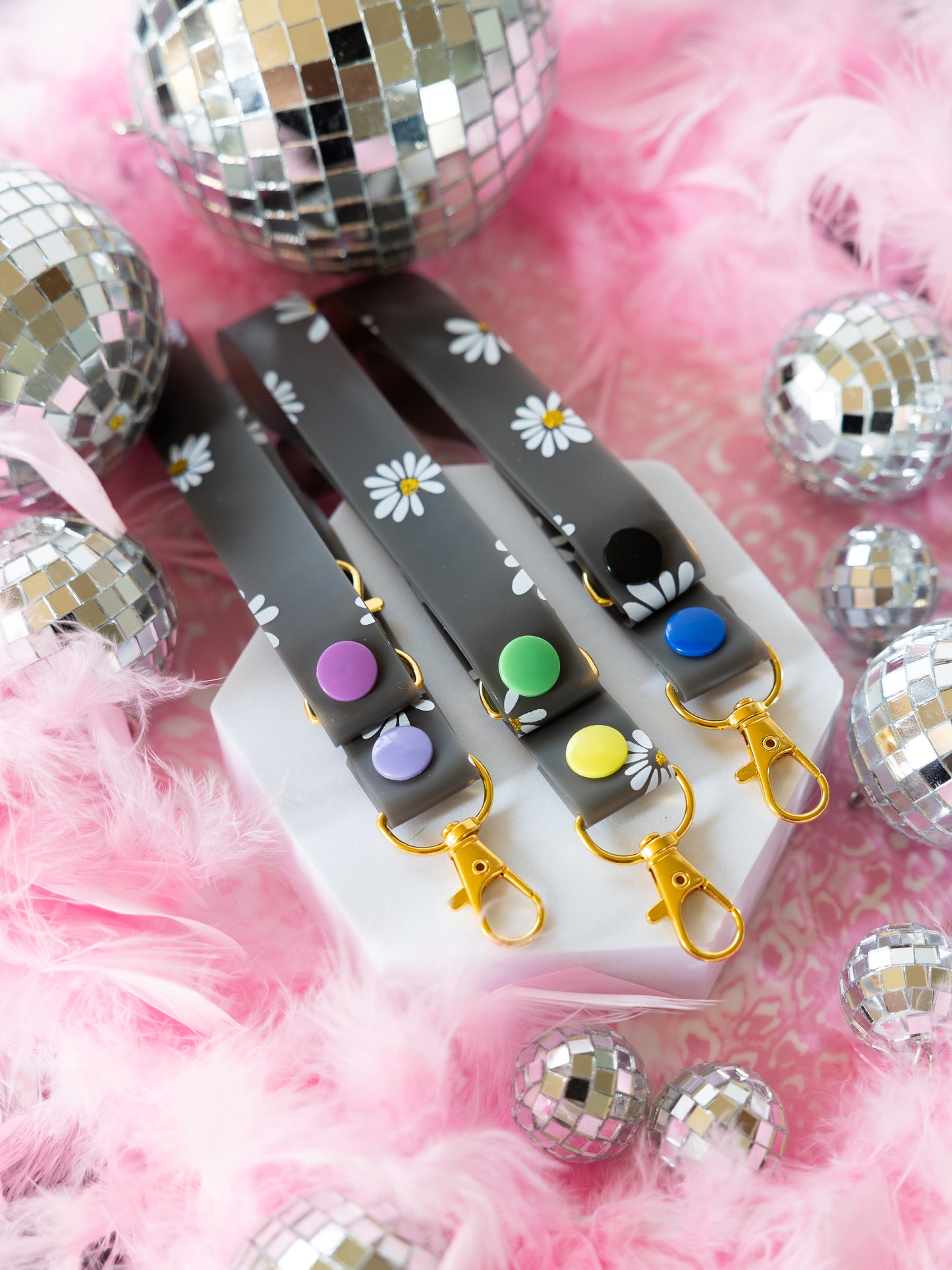 Black Daisy Wristlet