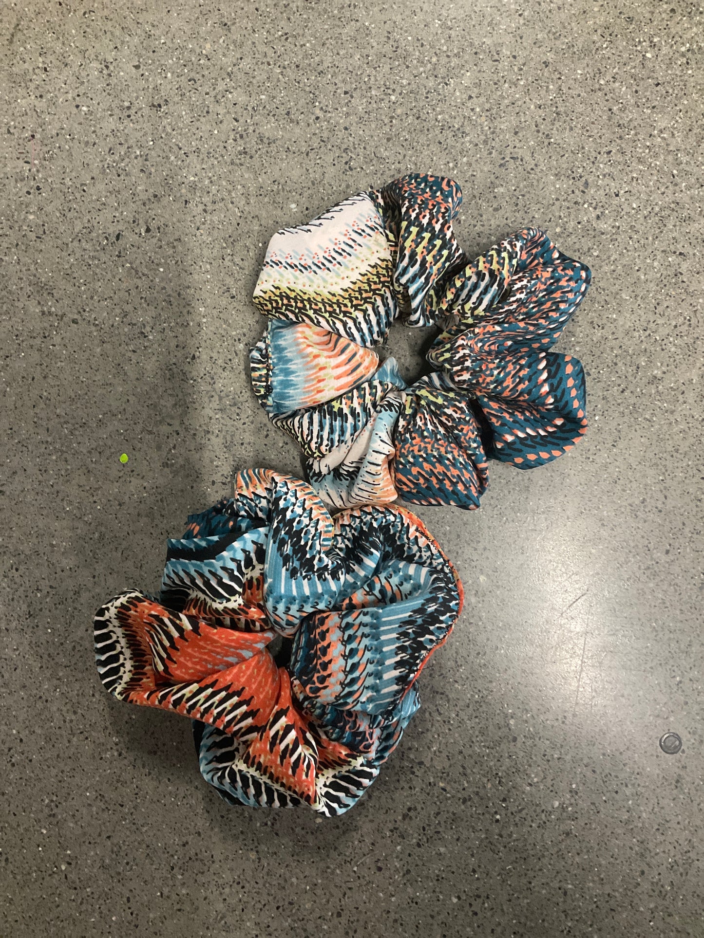 Arizon Jumbo Scrunchie