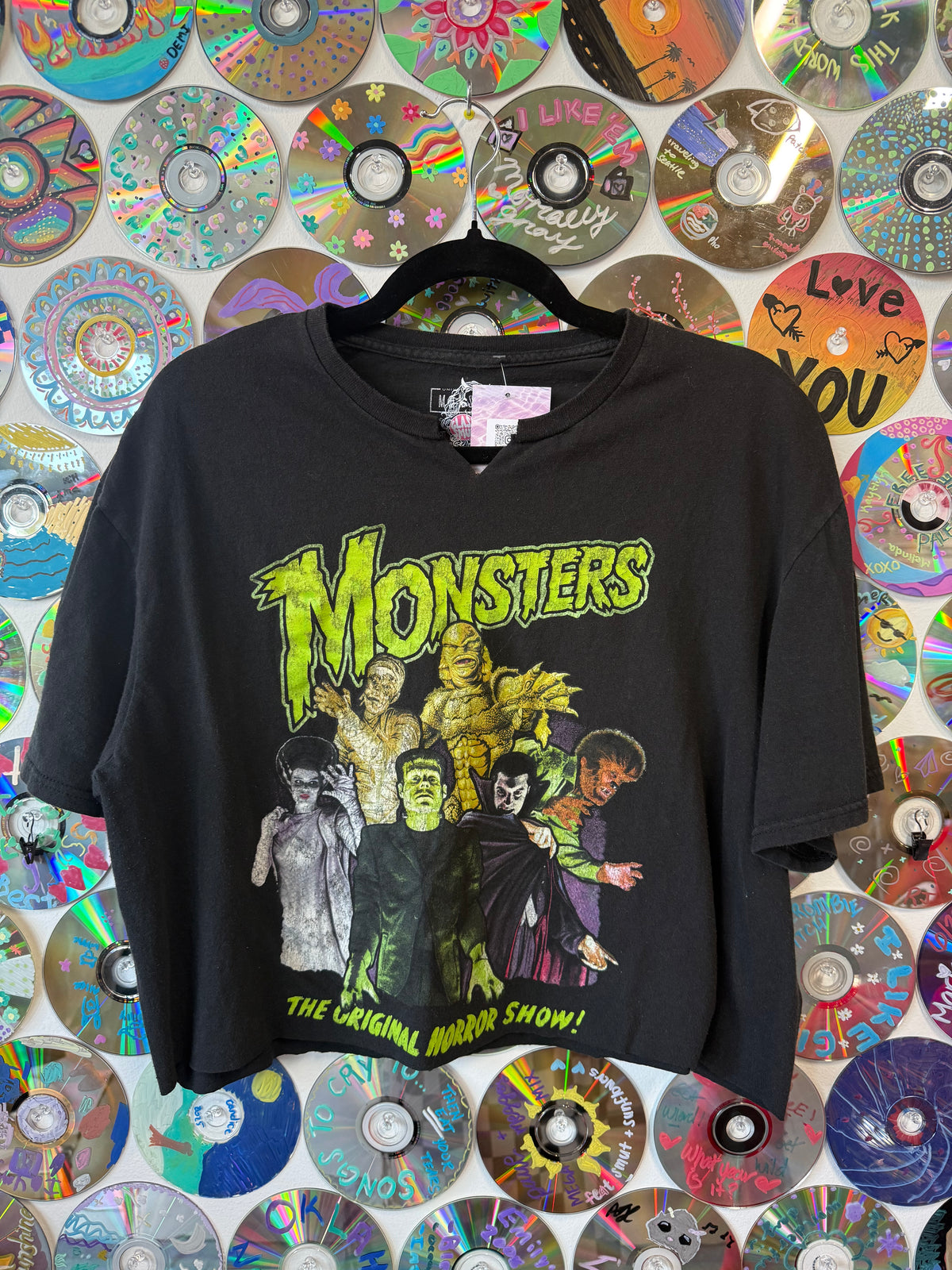 #268 - Monsters Crop T-shirt - S