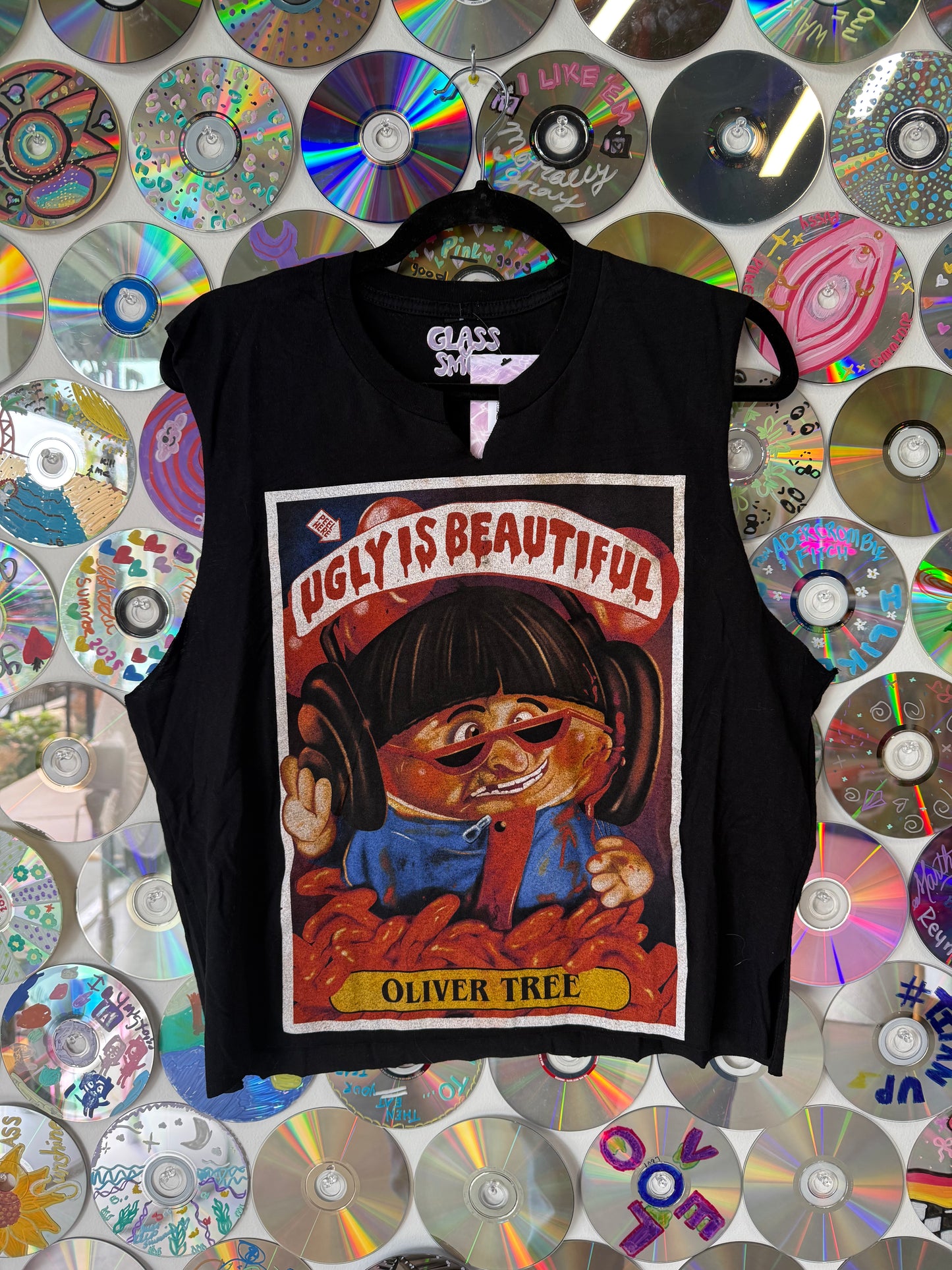 Ugly is beautiful Oliver Tree Band Tshirt  L #603