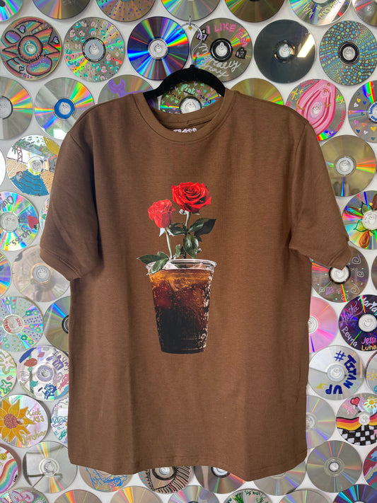 #624 - Coke and Roses T-shirt - L