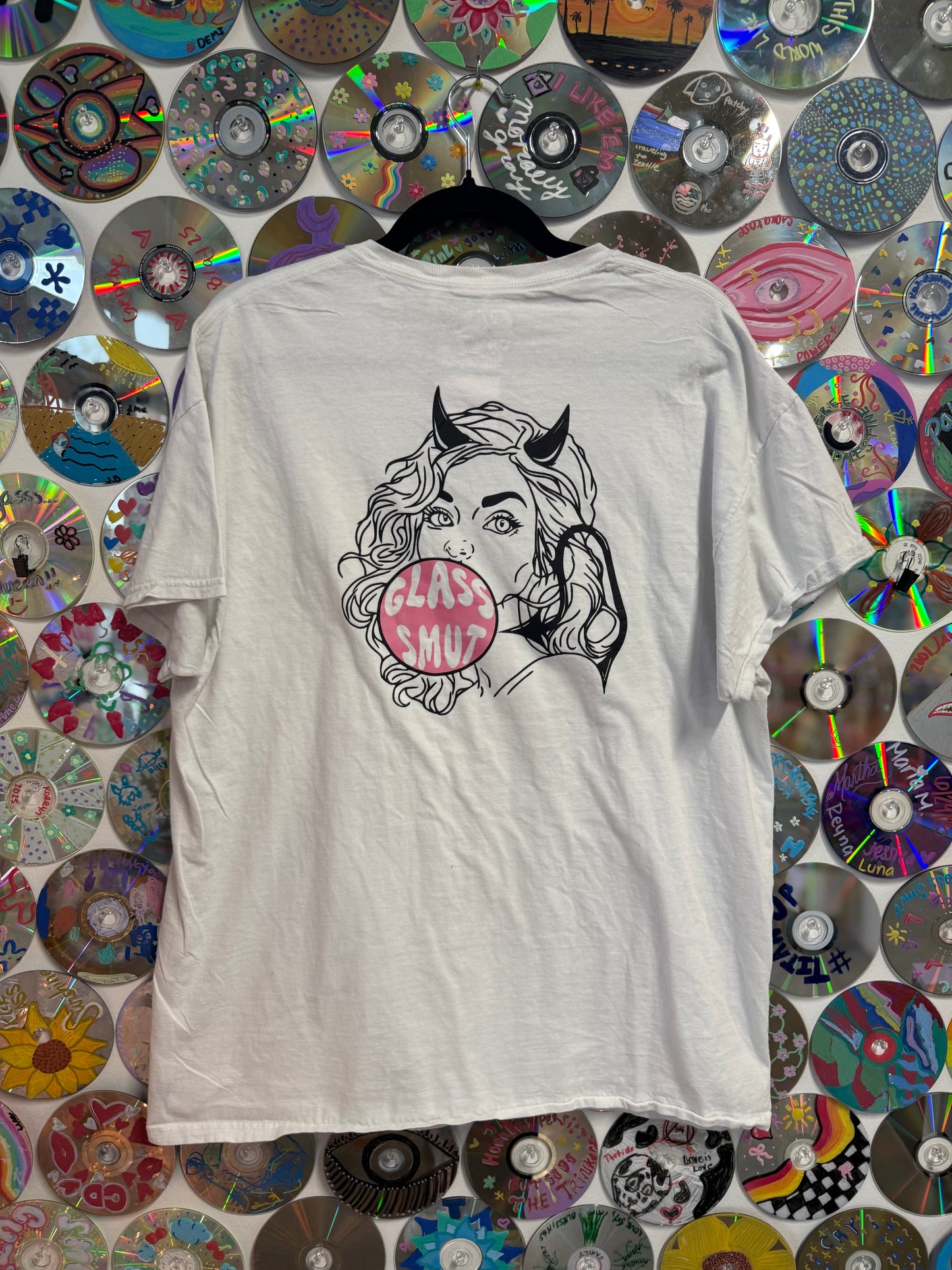#947 - Classic GlassSmut t-shirt - XL