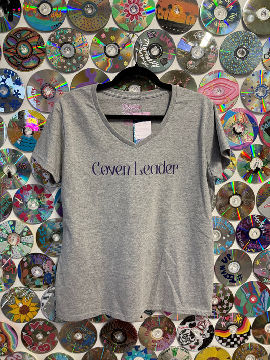 #970 - Coven Leader t-shirt - L
