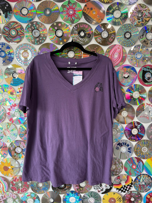 #127 - Bubble Demon v-neck - 3XL