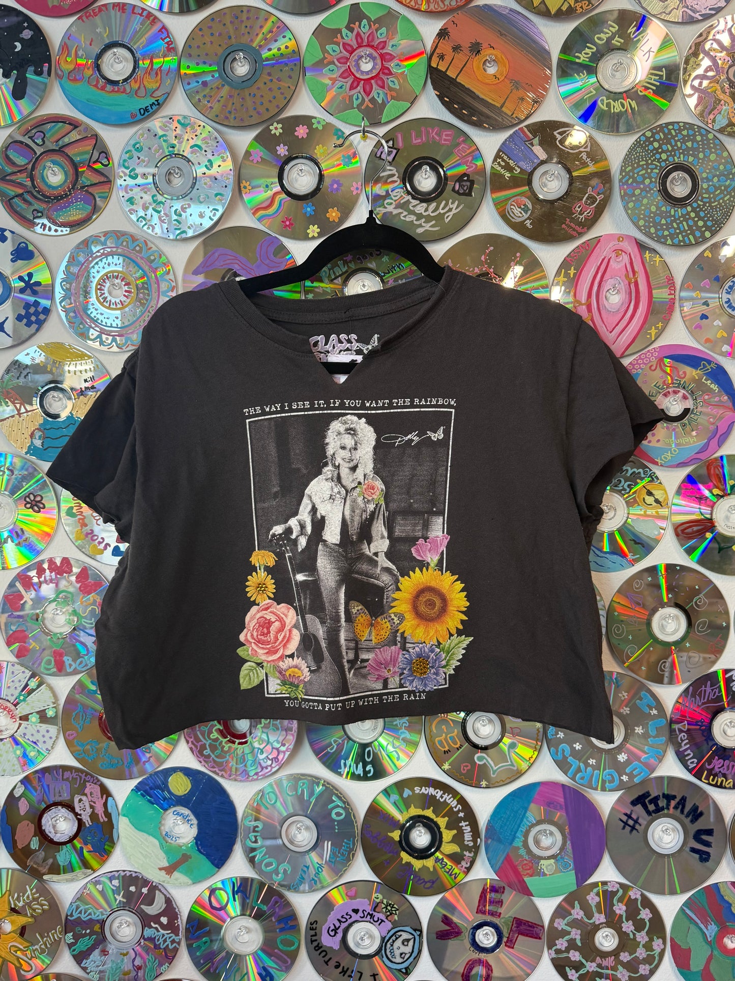 #146 - Dolly Parton t-shirt - L